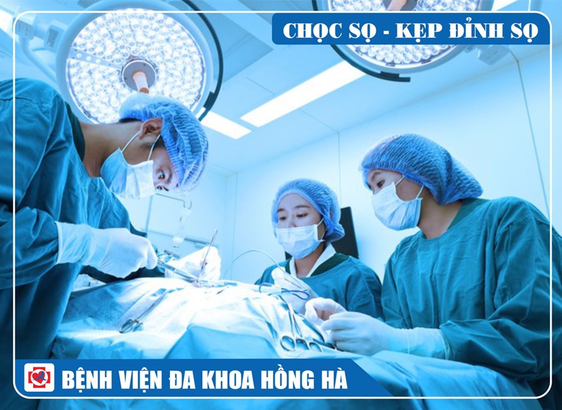 Hình Minh Họa Kỹ Thuật Chọc Sọ - Kẹp Đỉnh Sọ