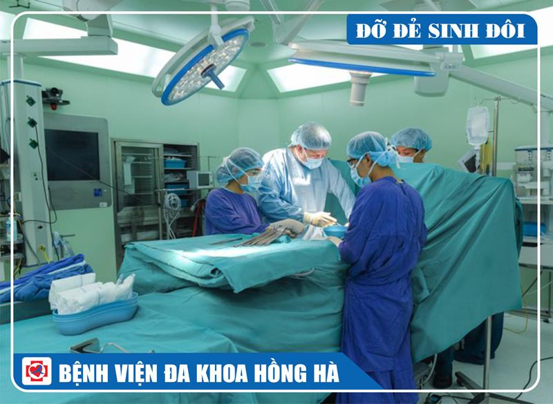 Hình Minh Họa Kỹ Thuật Đỡ Đẻ Sinh Đôi