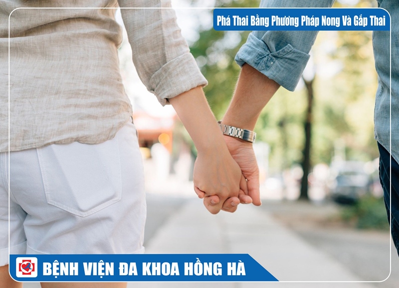 Phá Thai Bằng Phương Pháp Nong Và Gắp Thai
