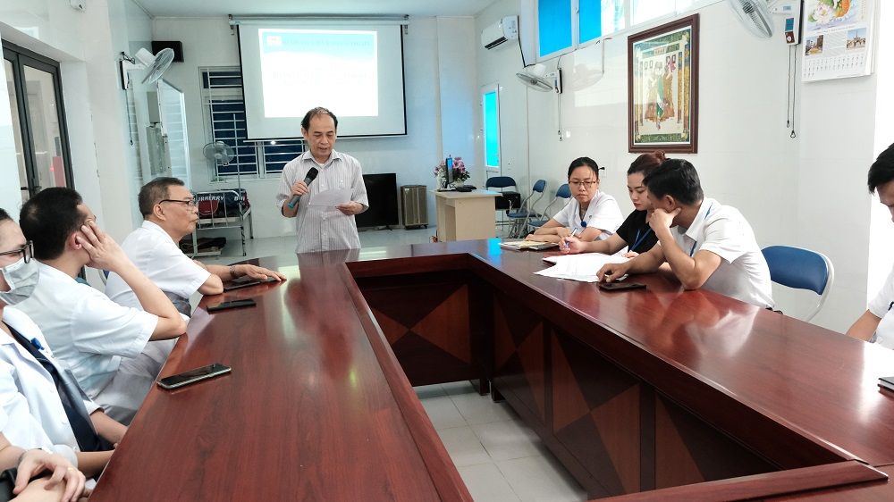 Tập huấn, hướng dẫn phân loại chất thải trong khuôn viên cơ sở y tế