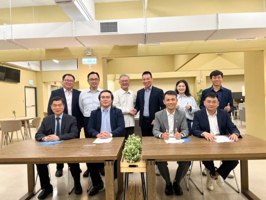 Tăng cường hợp tác quốc tế