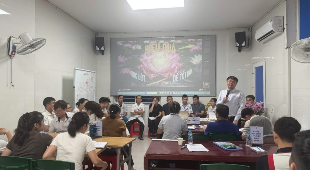 Các hoạt động Triển khai dự án từ Ban Lãnh đạo đến tập thể các Khoa Phòng được triển khai đồng bộ, các nhà Quản trị được Ban lãnh đạo Bọc lót và đồng hành (Ảnh Bệnh viện Hồng Hà)